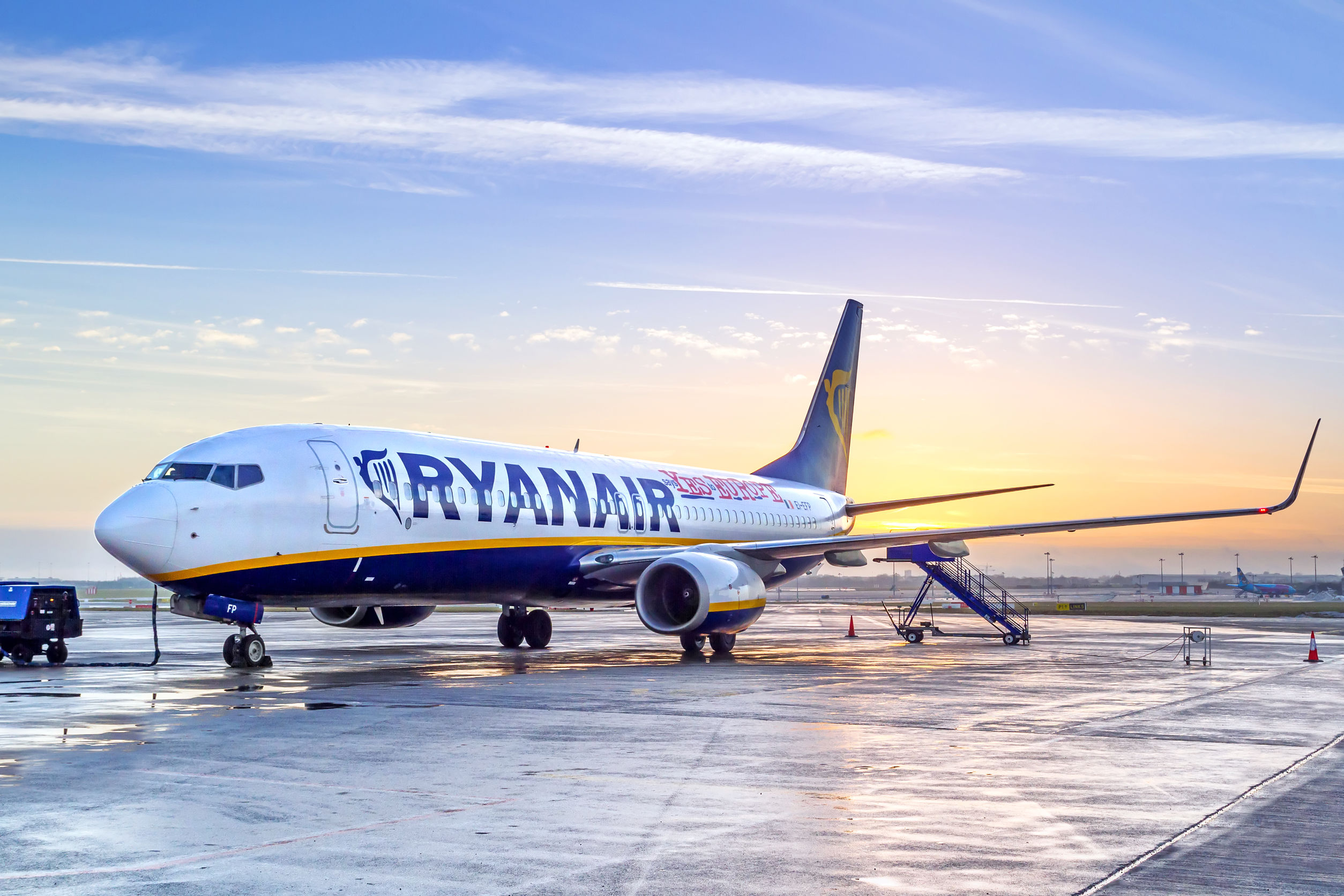 Ryanair-tweets-election