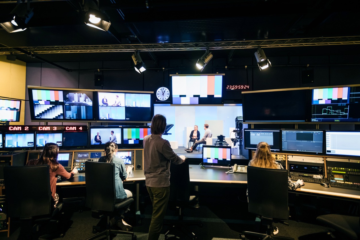 broadcast-TV-news-studio