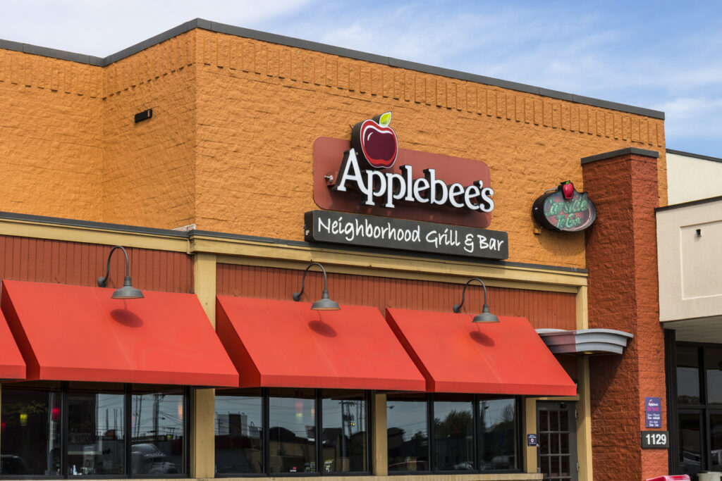 Despite Applebee’s Ukraine snafu, don’t pull ad spend from news