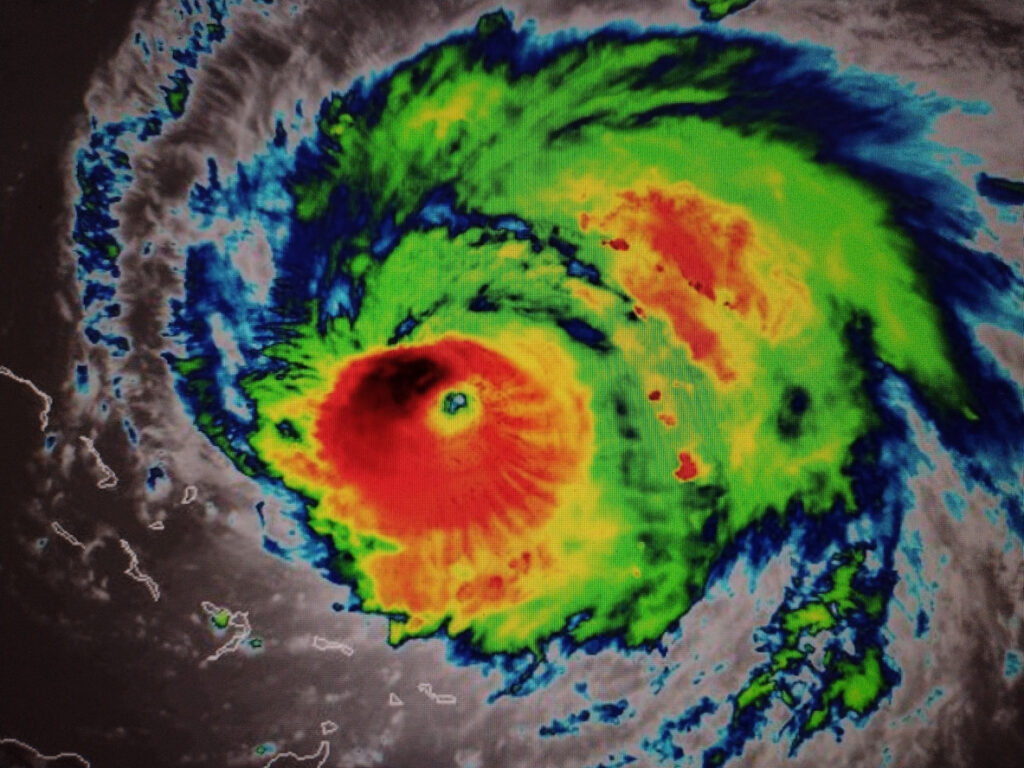 5 communications tips for weathering hurricane season